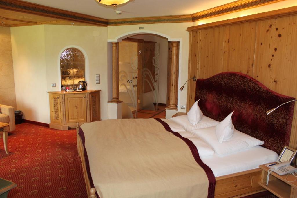 Wellnessresidenz Schalber Ξενοδοχείο Serfaus Δωμάτιο φωτογραφία